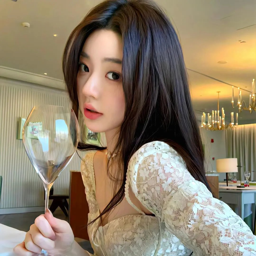 穿书后，我在七零狂揽主角气运